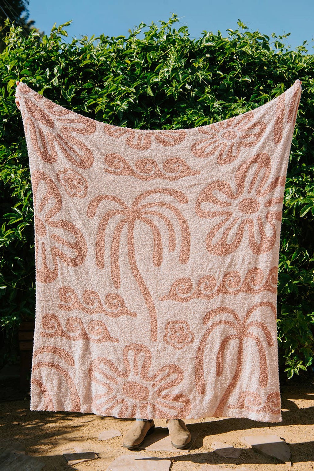 Hanalei Plush Throw - Island Blush