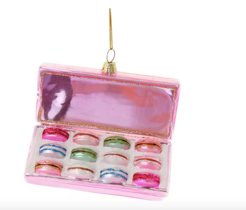 Box of Macarons Pink