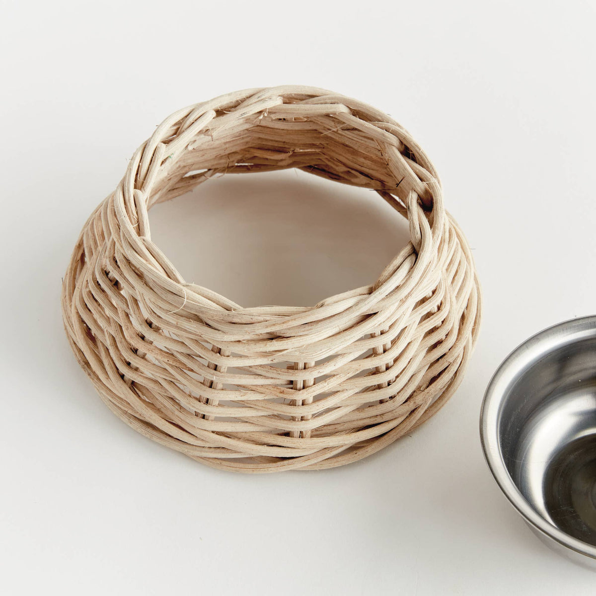 Normandy Rattan Pet Bowl Small, Gray