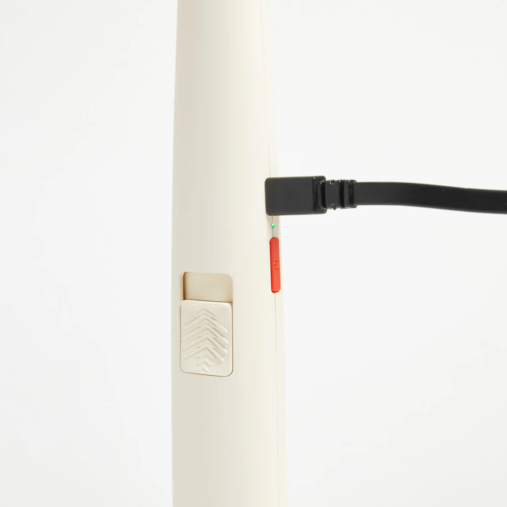 Rechargeable Lighter/ White